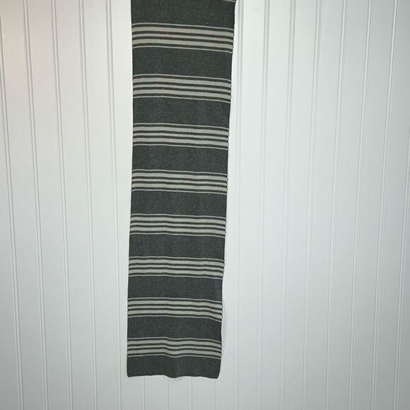 Levi’s Striped Scarf Mens 8X54 Gray And Cream Cabin Core Classic core Preppy - Picture 6 of 8